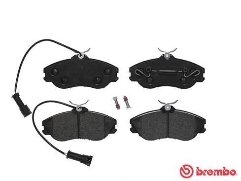 Комплект тормозных колодок, диско P85018 BREMBO