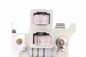 Регулятор генератора V30-77-0008 VEMO