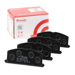 Комплект тормозных колодок, диско P83011 BREMBO