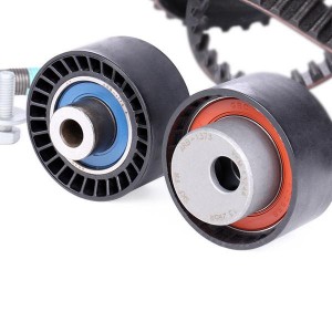 Комплект ремня ГРМ VKMA 03247 SKF