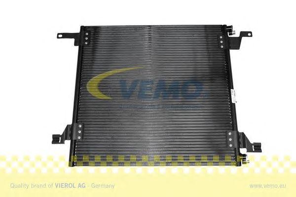 Конденсатор, кондиционер V30-62-1017 VEMO