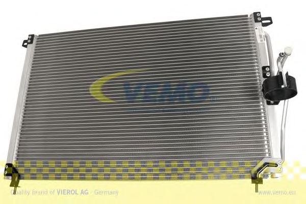 Конденсатор, кондиционер V40620017 VEMO