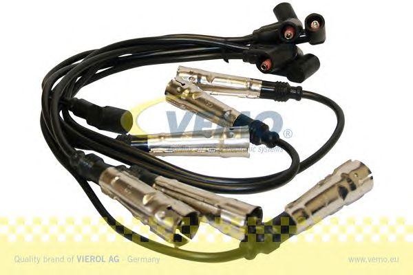 Ккомплект проводов зажигания V10-70-0018 VEMO