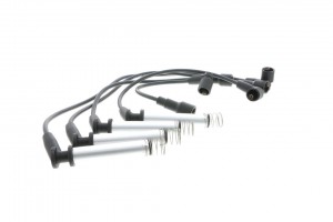 Ккомплект проводов зажигания V40-70-0026 VEMO