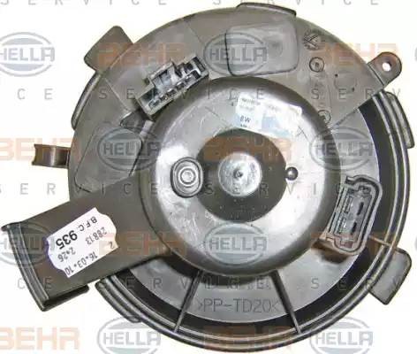 Электродвигатель, вентиляция салона 8EW 009 159-581 HELLA