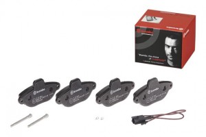 Комплект тормозных колодок, диско P23060 BREMBO