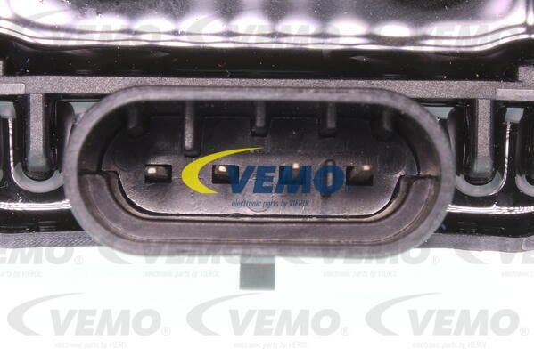 Катушка зажигания V46-70-0002 VEMO
