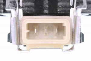 Катушка зажигания V20-70-0011 VEMO