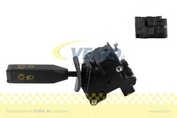 Выключатель на колонке рулевого управления V46800004 VEMO