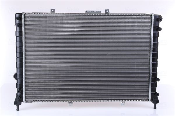 Радиатор, охлаждение двигател 68804 NISSENS