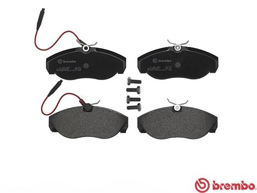Комплект тормозных колодок, диско P23068 BREMBO