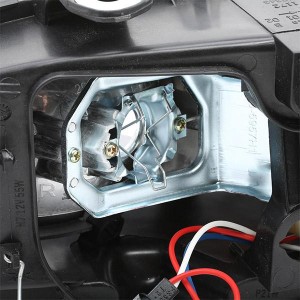 Основная фара 20-5957-05-2 TYC