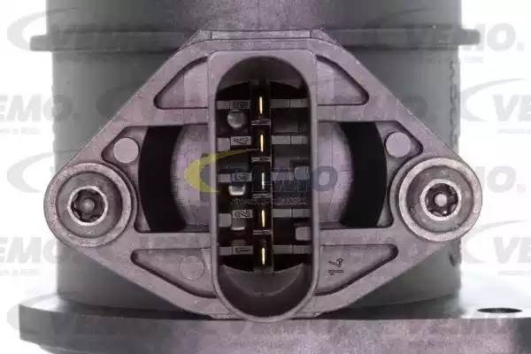 Расходомер воздуха V10-72-1067 VEMO