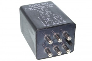 Реле, топливный насос V30-71-0004 VEMO