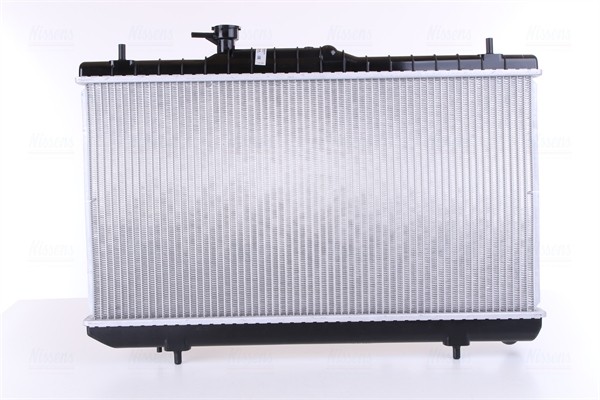 Радиатор, охлаждение двигател 67023 NISSENS