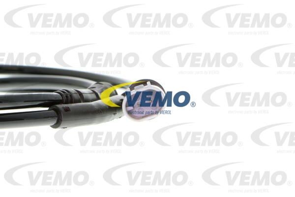 Датчик, температура охлаждающей жидкости V20-72-0436 VEMO