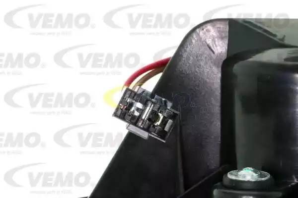 Электродвигатель, вентиляция салона V40-03-1123 VEMO