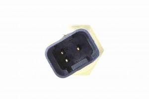 Температурный датчик охлаждающей жидкости V46-72-0002 VEMO