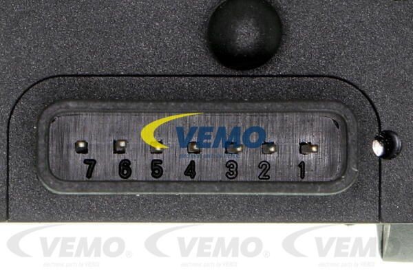 Переключатель управления, сист. регулирования скорости V15-80-3231 VEMO