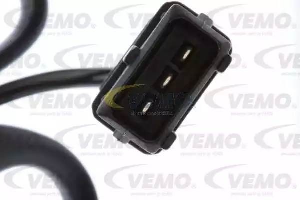 Датчик импульсов V24-72-0018 VEMO