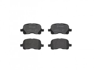 Комплект тормозных колодок, диско P83044 BREMBO