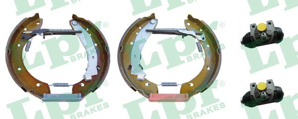 Комплект тормозных колодок OEK367 LPR