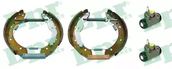 Комплект тормозных колодок OEK364 LPR