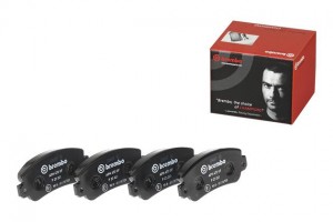 Комплект тормозных колодок, диско P 23 021 BREMBO