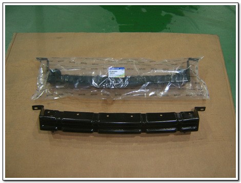 Усилитель бампера 6618803001 SSANG YONG