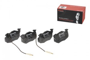 Комплект тормозных колодок, диско P68010 BREMBO