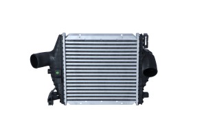 Интеркулер 30423 NRF