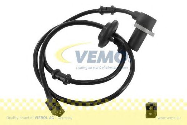Датчик, частота вращения колеса V30-72-0139 VEMO