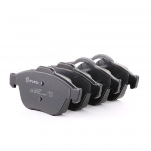 Комплект тормозных колодок, диско P68030 BREMBO