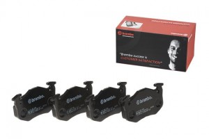 Комплект тормозных колодок, диско P68020 BREMBO