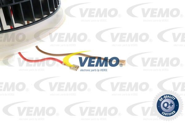 Электродвигатель, вентиляция салона V30-03-0006 VEMO