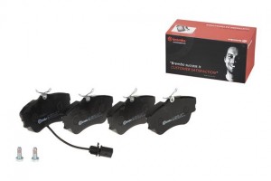 Комплект тормозных колодок, диско P85050 BREMBO