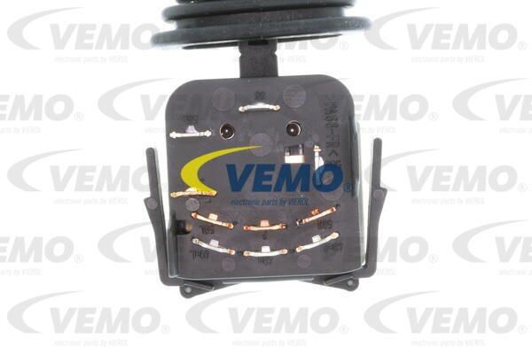 Выключатель на колонке рулевого управления V40-80-2409 VEMO