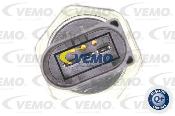 Датчик, давление подачи топлива V10-72-1105 VEMO