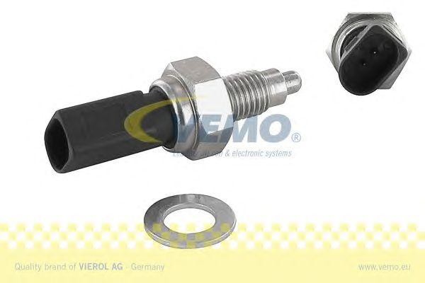Выключатель, фара заднего хода V10-73-0142 VEMO