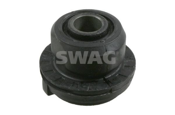 Подвеска, рычаг независимой подвески колеса 10 60 0038 SWAG