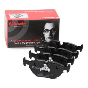 Комплект тормозных колодок, диско P06011 BREMBO
