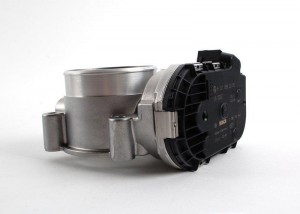 Патрубок дроссельной заслонки A 111 098 00 50 MERCEDES BENZ