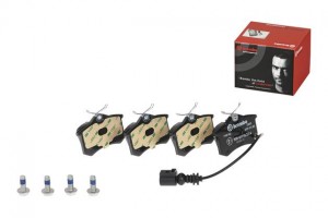 Комплект тормозных колодок, диско P85066 BREMBO