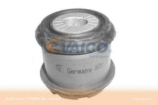 Сайлентблок подрамника V10-0268 VEMO