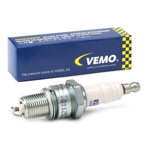 Свеча зажигания V99-75-0011 VEMO