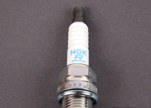 Свеча зажигания PZFR6F11 NGK NTK