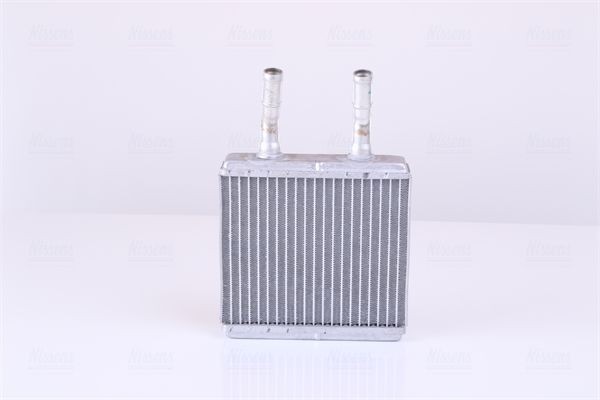 Теплообменник, отопление салона 77605 NISSENS