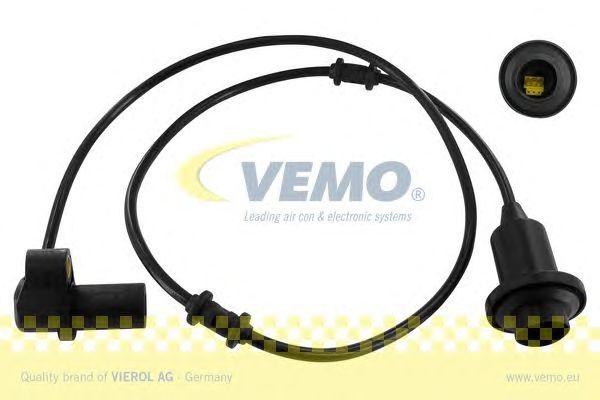 Датчик, частота вращения колеса V30-72-0131 VEMO