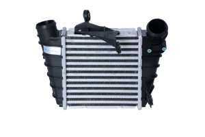 Интеркулер 30842 NRF