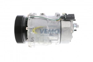Компрессор, кондиционер V15-15-0002 VEMO